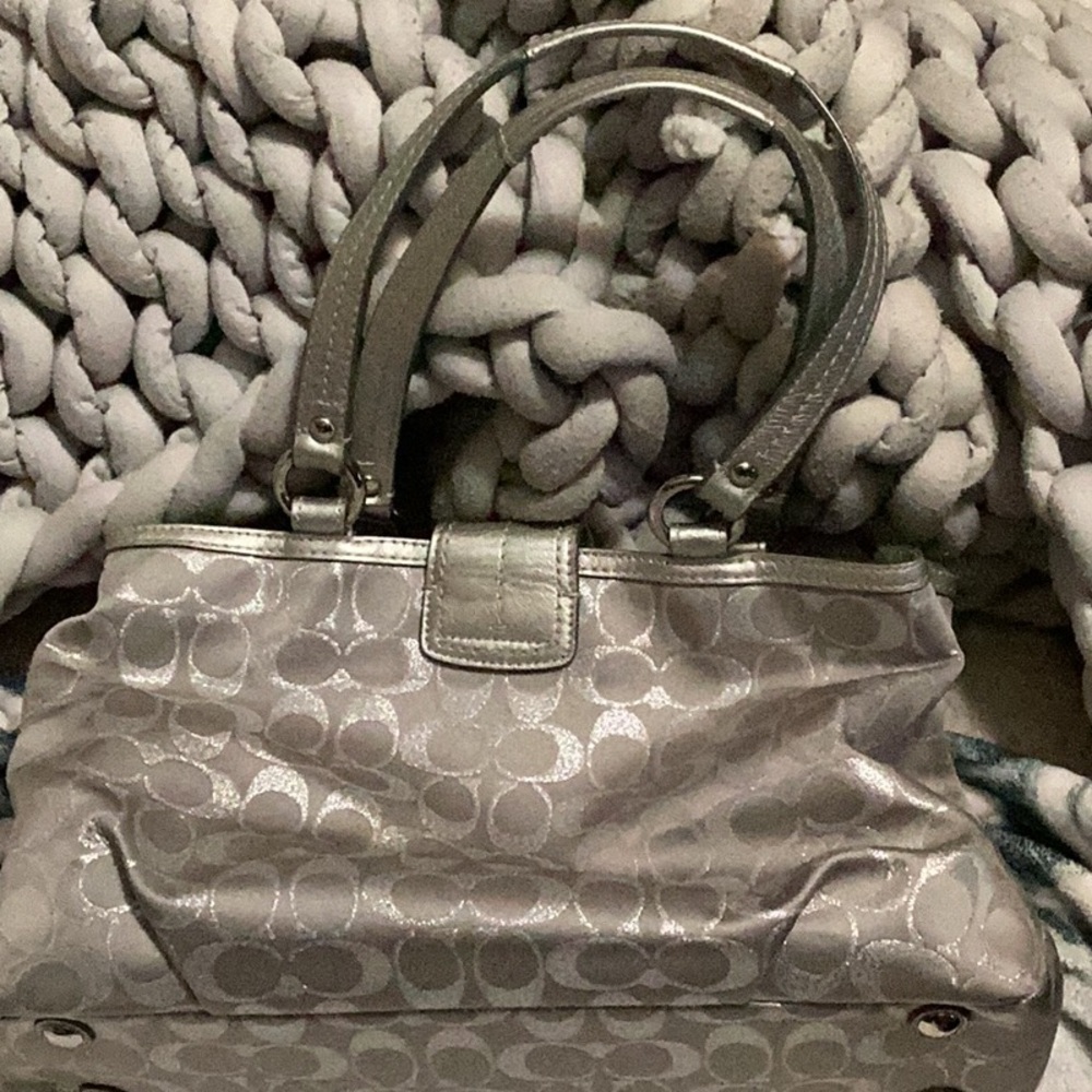 Coach Lynn Soho Signature C Jacquard Tote Bag Metallic Silver - Early 2000’s - Picture 3 of 8